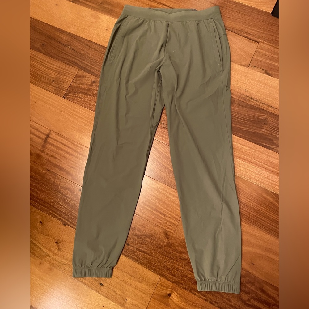 Mens Lululemon Running Joggers- Olive